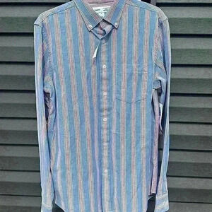 Brand‎ New Men’s Old Navy Slim Fit Bottom Down Shirt